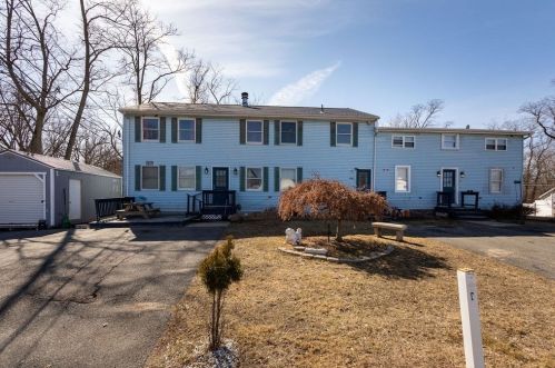 112 Hartford Tpke, Shrewsbury, MA 01545-4667