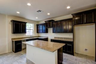 26710 82nd Dr, Peoria, AZ 85383-1676