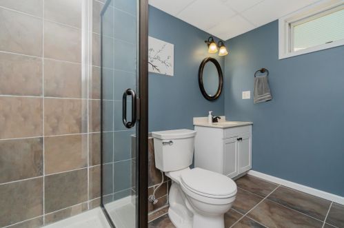 20 Lockerbie Dr, Valpo IN  46385-9287 exterior