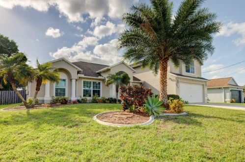 3070 Bridge St, Fort Pierce, FL 34953-3209