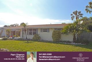 7457 Cass Cir, Sarasota, FL 34231-7033