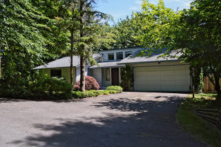 10318 46th Ave, Olympia, WA 98513-9201