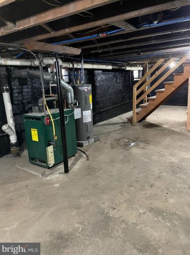 1929 Brookwood St, Harrisburg PA  17104-2326 exterior