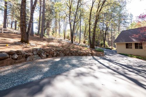 14812 Winding Creek Ct, Grass Valley CA  95949-7514 exterior