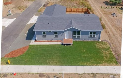 406 18th St, Whites, WA 98541-9007