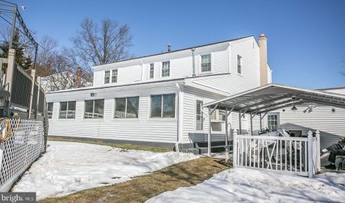 631 Barbara Dr, Norristown PA  19403-4102 exterior