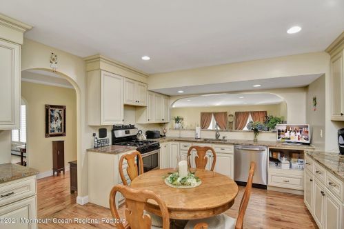 1995 Campbell Rd, Belmar NJ  07719-9530 exterior