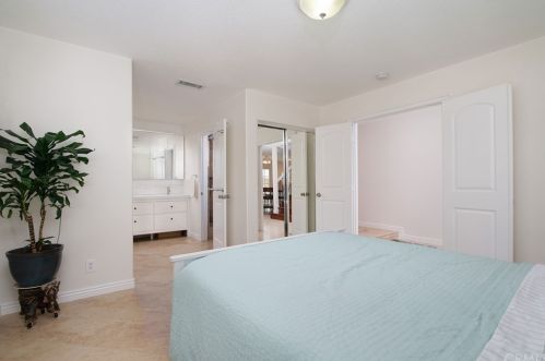 5162 Bridgewood Dr, Buena Park CA  90623-1711 exterior
