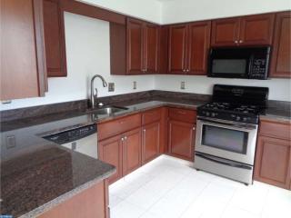 1509 Lakeside Dr, Palmyra NJ  08065-2131 exterior