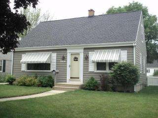 7610 36th Ave, Kenosha, WI 53142-2113