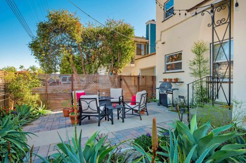 1205 Robinson Ave, San Diego, CA 92103-4402