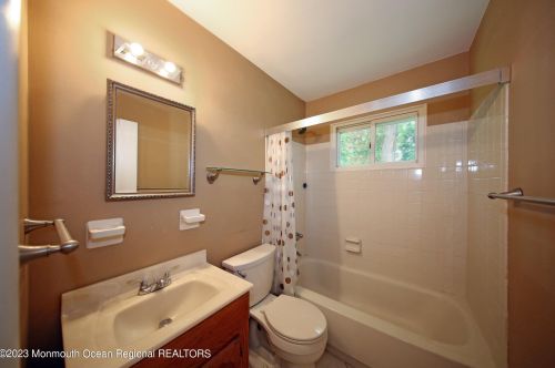 93 Poricy Ln, Tinton Falls NJ  07701-5312 exterior