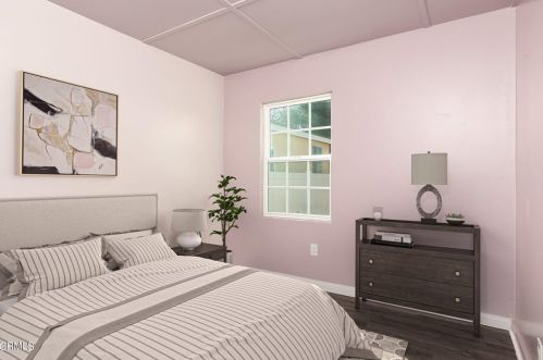 545 Sycamore St, Santa Paula CA  93060-1740 exterior