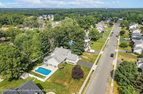 214 Antoinette Ct, Bricktown, NJ 08723-6348