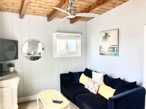 814 Capistrano Pl, San Diego CA 92109-8106 exterior