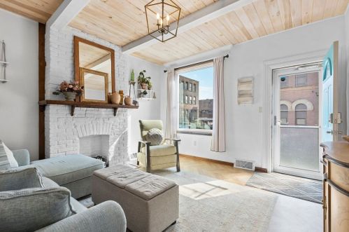 4002 Howley St, Pittsburgh PA  15224-1418 exterior