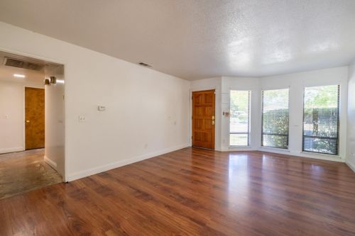 28 Clover St, Woodland CA  95695-3108 exterior