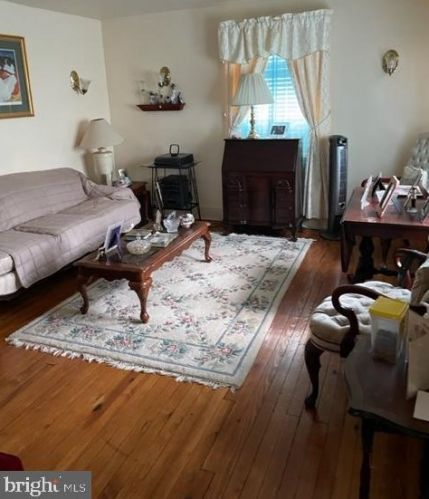 1655 Prospect Ave, Willow Grove, PA 19090-4631