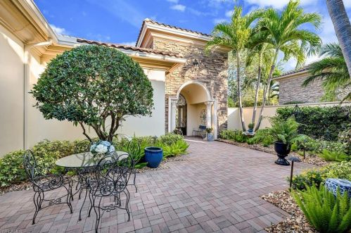 28312 Terrazza Ln, Naples, FL 34110-2770