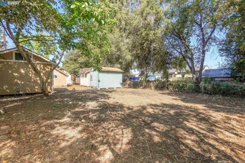 22174 Western Blvd, Hayward CA  94541-3839 exterior