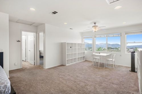 45035 Rutherford St, Temecula CA  92592-5529 exterior