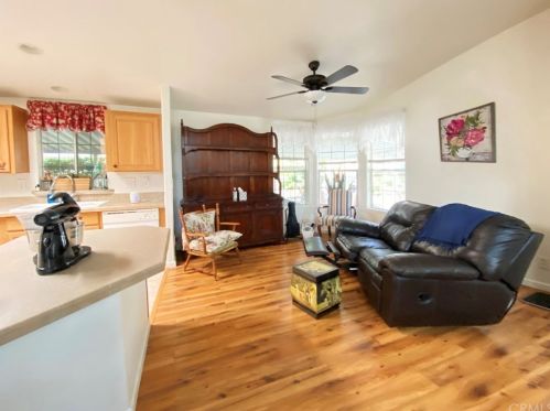 6250 Sea Breeze Dr, Long Beach, CA 90803-2325