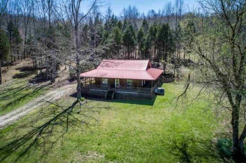 15397 Highway 438, Linden, TN 37096-5410