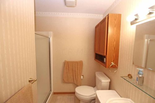 23 Woodberry Dr, Mount Vernon OH  43050-9032 exterior