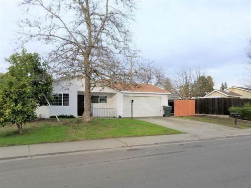 2513 Rotterdam Dr, Elverta, CA 95626-9743
