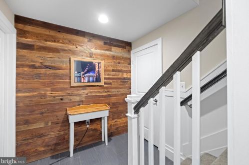 951 Rhonda Pl, Leesburg VA  20175-5632 exterior