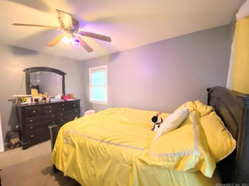 165 Juniper Ridge Dr, Waterbury CT  06708-1934 exterior