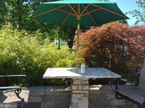 16 Old Dutch Way, Harleysville PA  19438-3080 exterior