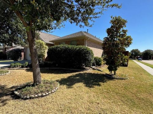 2800 Cascade Cove Dr, Oak Point TX  75068-7606 exterior