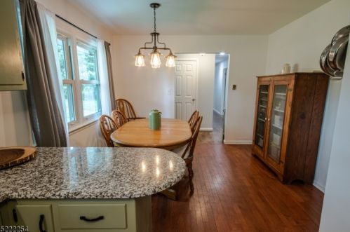 14 Jackie Dr, Hackettstown NJ  07840-5628 exterior