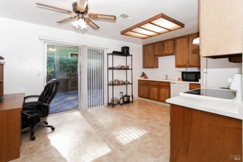 24150 Birch Pl, Willits CA  95490-9509 exterior