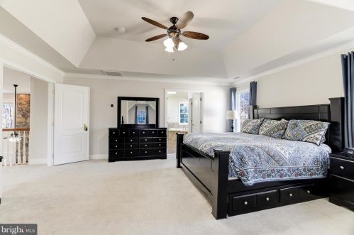 5410 Dabneys Mill Ct, Haymarket VA  20169-4519 exterior