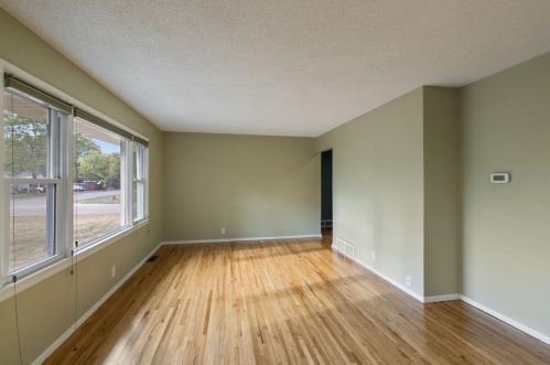 5954 Jersey Ave, Minneapolis, MN 55428-3457