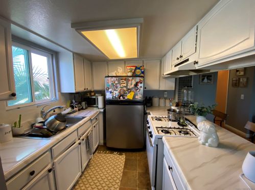 3587 42nd St, San Diego, CA 92105-3368