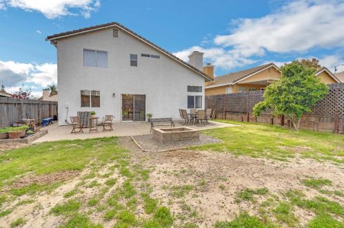 8011 Andante Dr, Citrus Heights CA  95621-1402 exterior