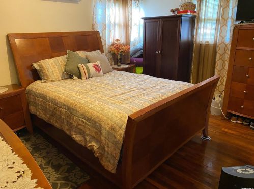 39 Frederick Ave, Roosevelt NY  11575-2315 exterior