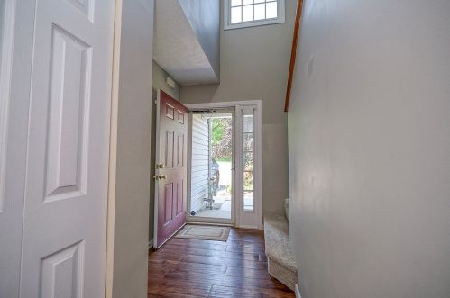 267 Commons Dr, Oakmont, PA 15139-1191