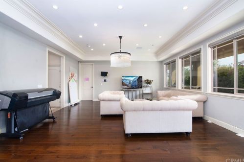 5318 Zadell Dr, Temple City CA  91780-3353 exterior