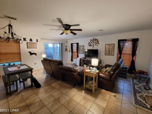 55 Carlan Ct, Defuniak Springs FL  32433-7120 exterior
