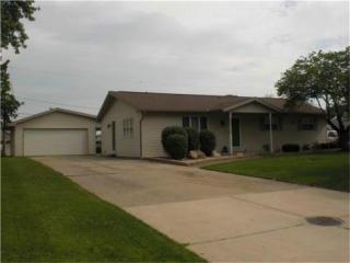 404 Murbach St, Archbold, OH 43502-1254
