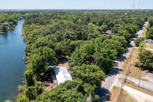 1801 Labor Camp Rd, Mount Pleasant, SC 29464-9422
