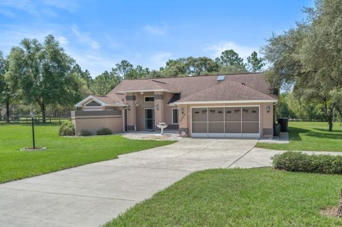 4224 Pine Ridge Blvd, Beverly Hills FL  34465-2976 exterior