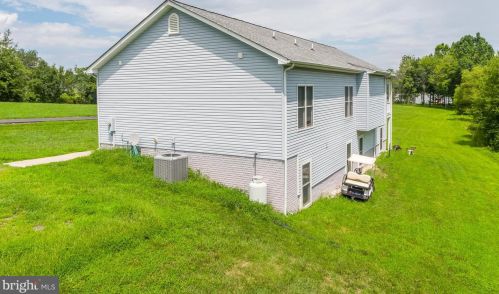 26605 Pennfields Dr, Madison Mills VA  22960-3669 exterior