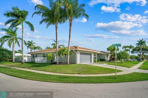 1167 13th Dr, Boca Raton, FL 33486-5419
