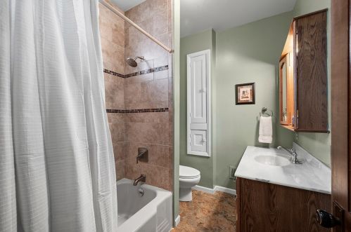 3244 Piedmont Ave, Pittsburgh PA 15216-2220 exterior