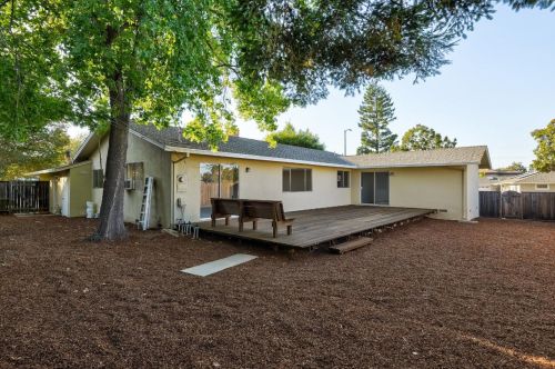 816 Cascade Dr, Sunnyvale CA 94087-3139 exterior